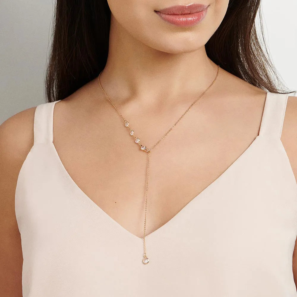 GARGANTILHA GRAVATA AJUSTÁVEL BANHADA A OURO 18K COM ZIRCÔNIAS - TAM.70 5321857006