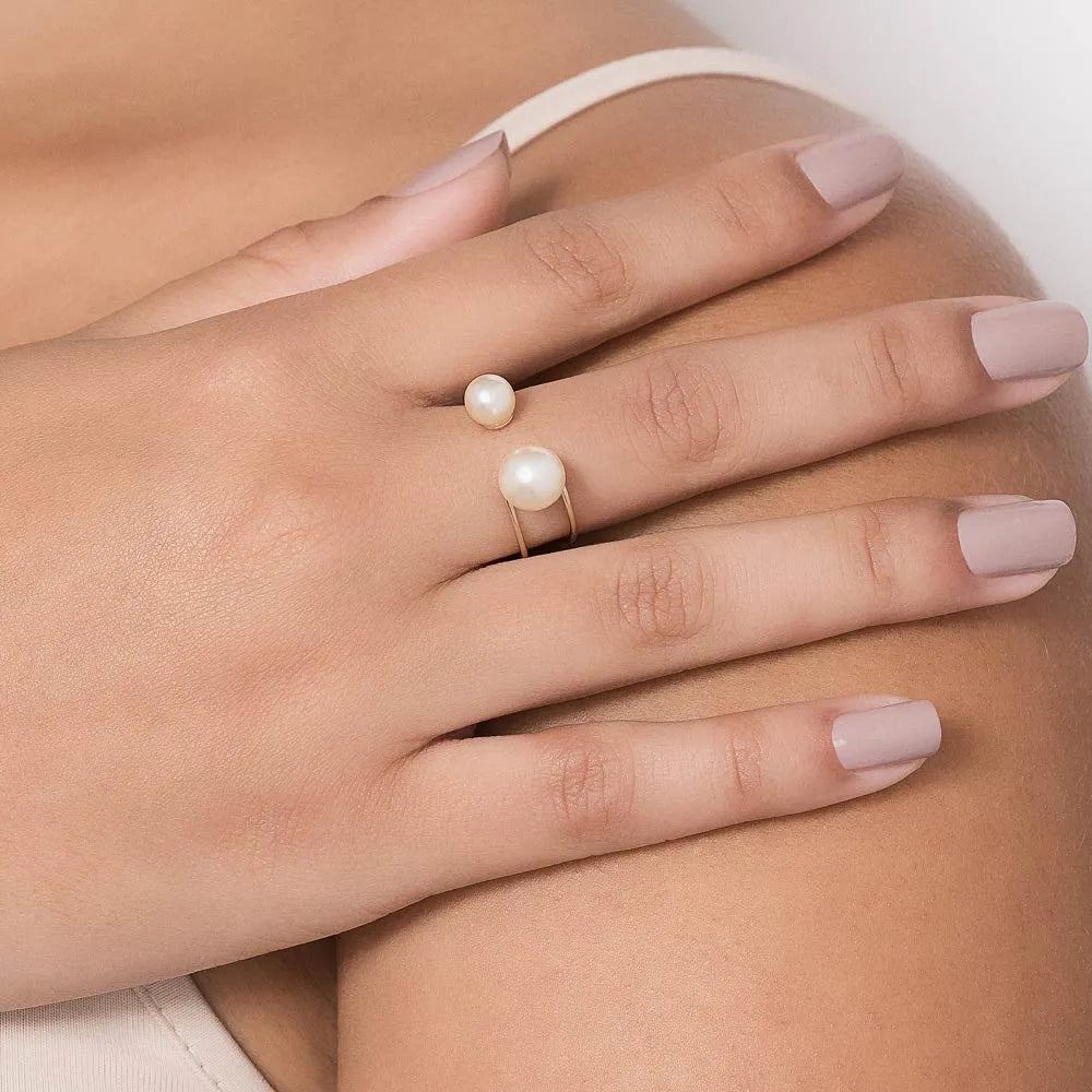 ANEL ARO DUPLO AJUSTÁVEL BANHADO A OURO 18K COM PÉROLAS SINTÉTICAS 5135441426