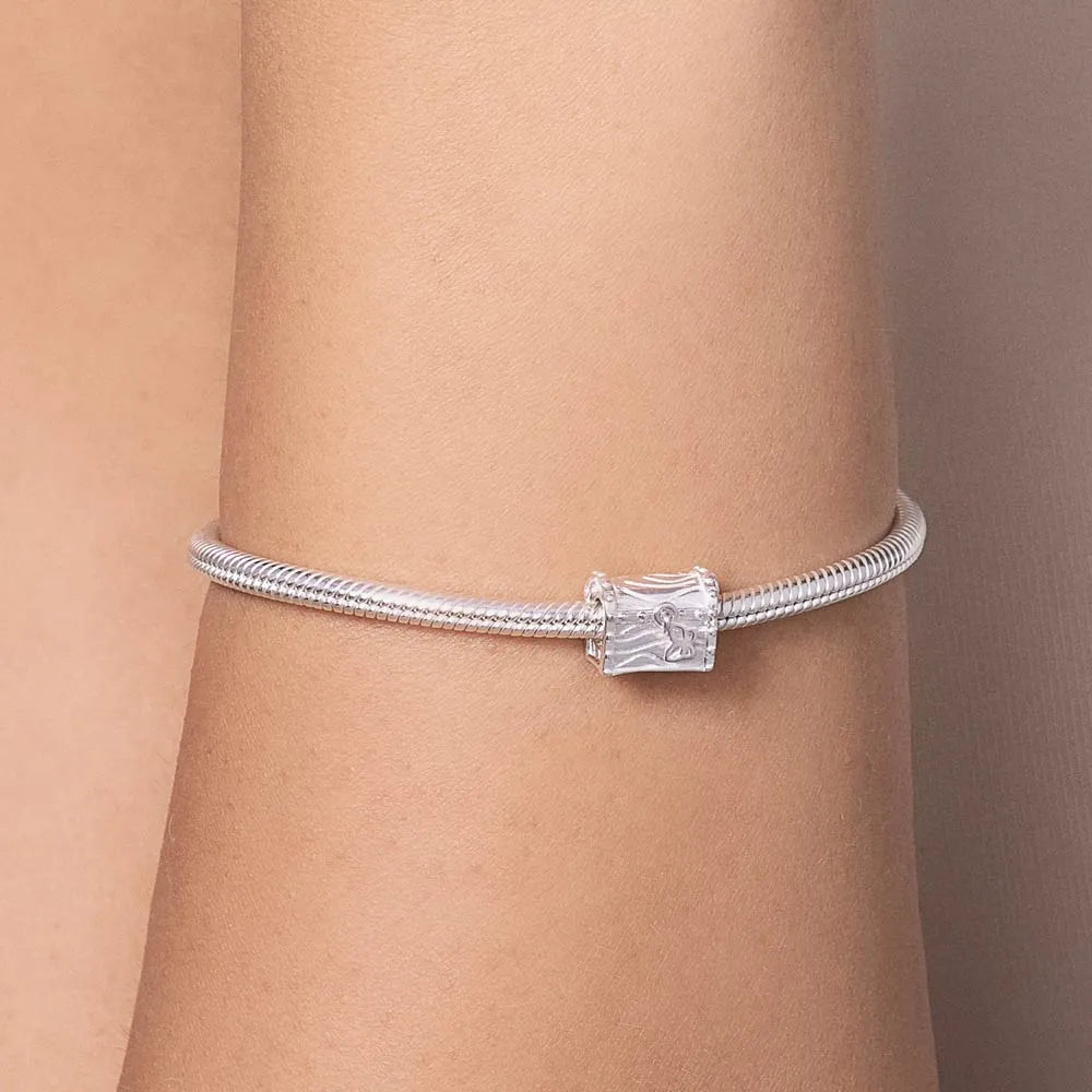 BERLOQUE BAÚ COM BORBOLETA DE PRATA MACIÇA 925 - TAM.ÚNICO 8401910000