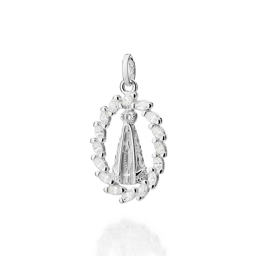 PINGENTE OVAL NOSSA SENHORA APARECIDA DE PRATA MACIÇA 925 COM ZIRCÔNIAS - TAM.ÚNICO 8401960072